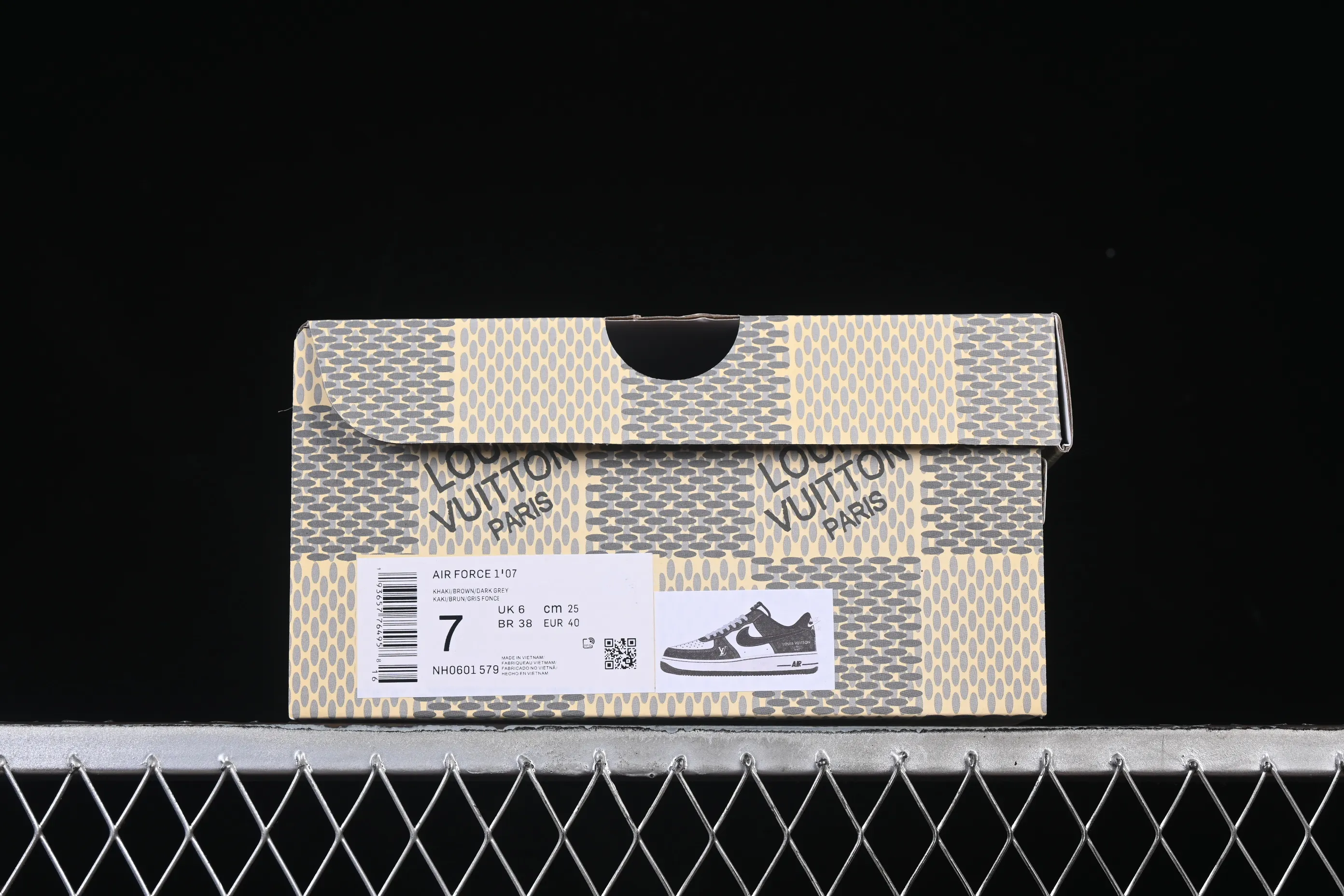 All categories Nk Air Force 1 Air Force series Nk Air Force 1 Low Air Force low-top Nike Air Force 1'07 Low LV joint white and black denim Air Force 1 low-top casual sneakers NH0601-579